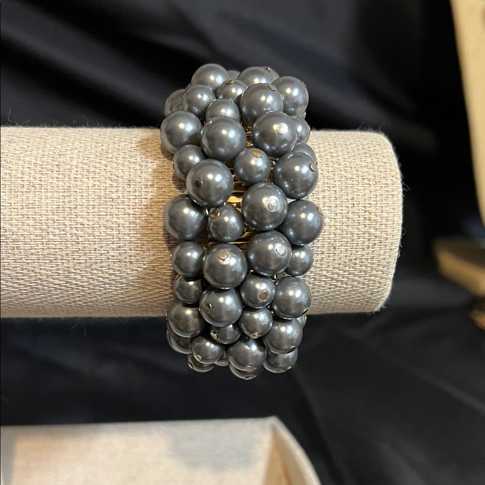 Elegant blue Gray Beaded Bracelet
